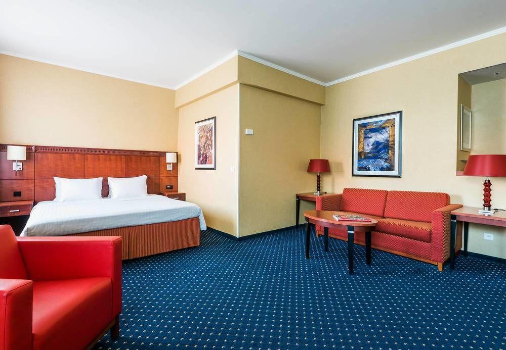 Hotel Courtyard By Marriott Prague City Zewnętrze zdjęcie